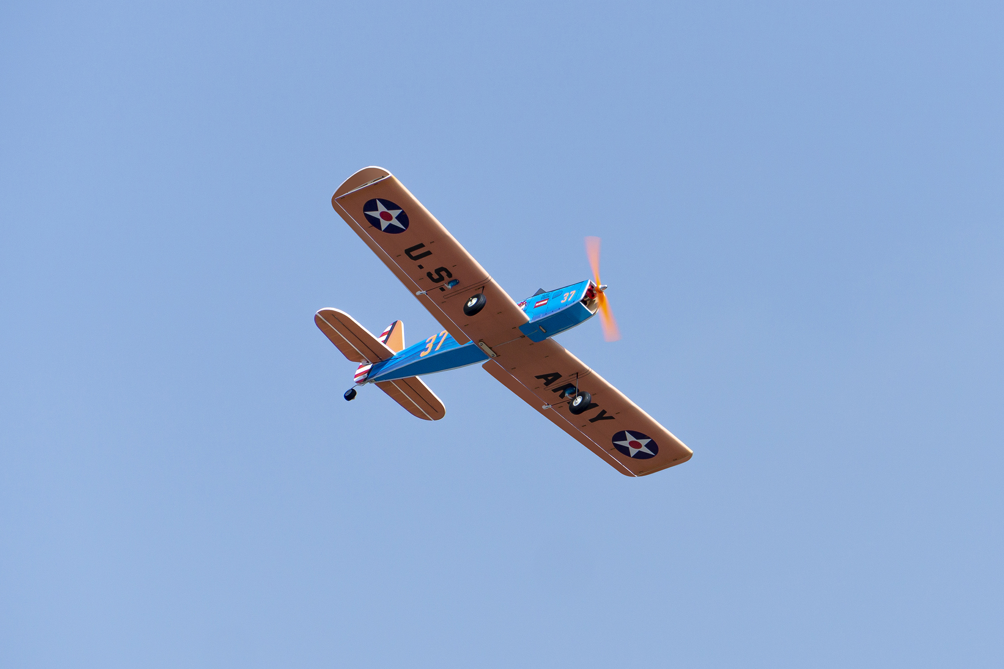 DW Hobby 900mm Wingspan PT-19  - đánh giá và giá Rc Hobby Experts