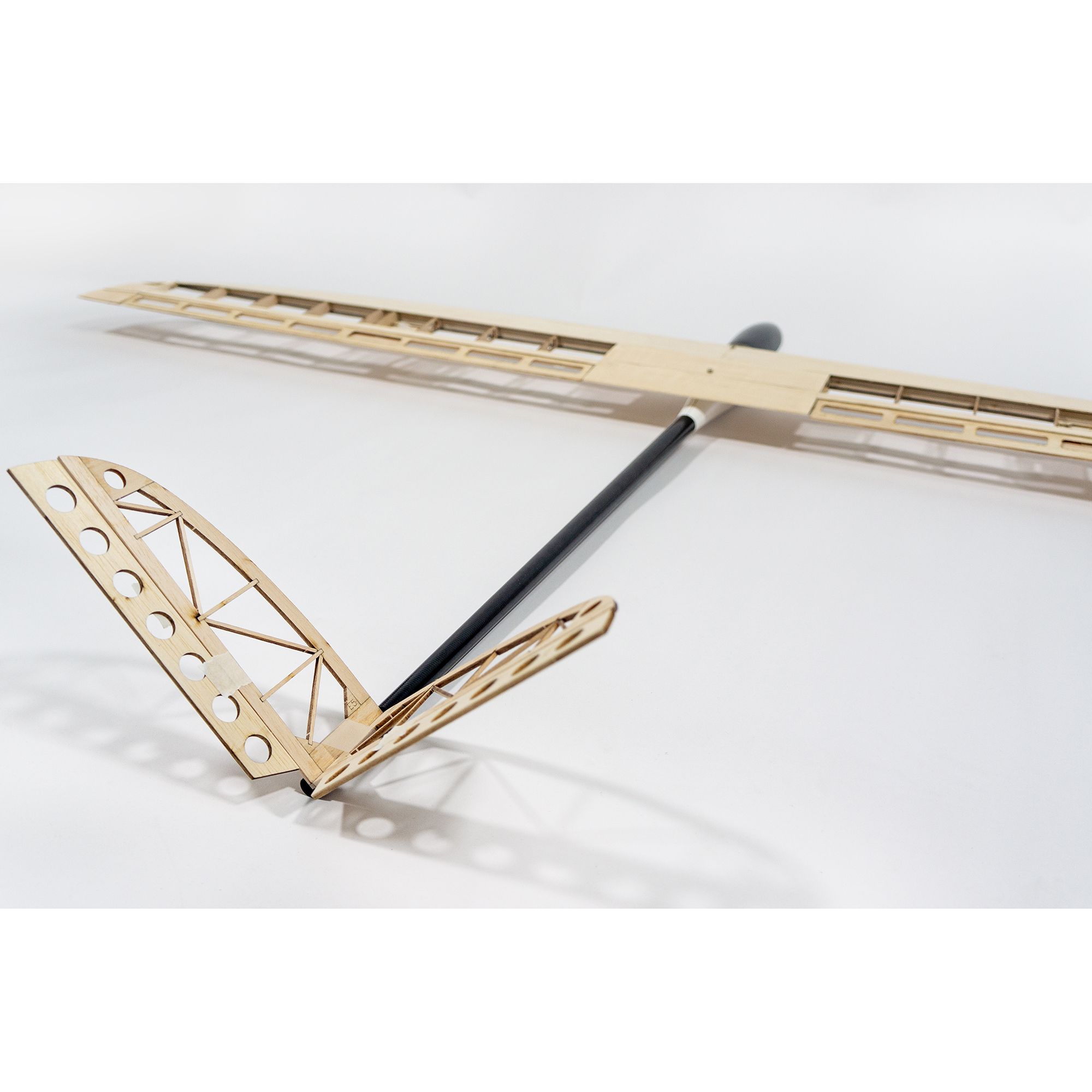 DW Hobby 1500m Glider Falcon B - đánh giá và giá Rc Hobby Experts